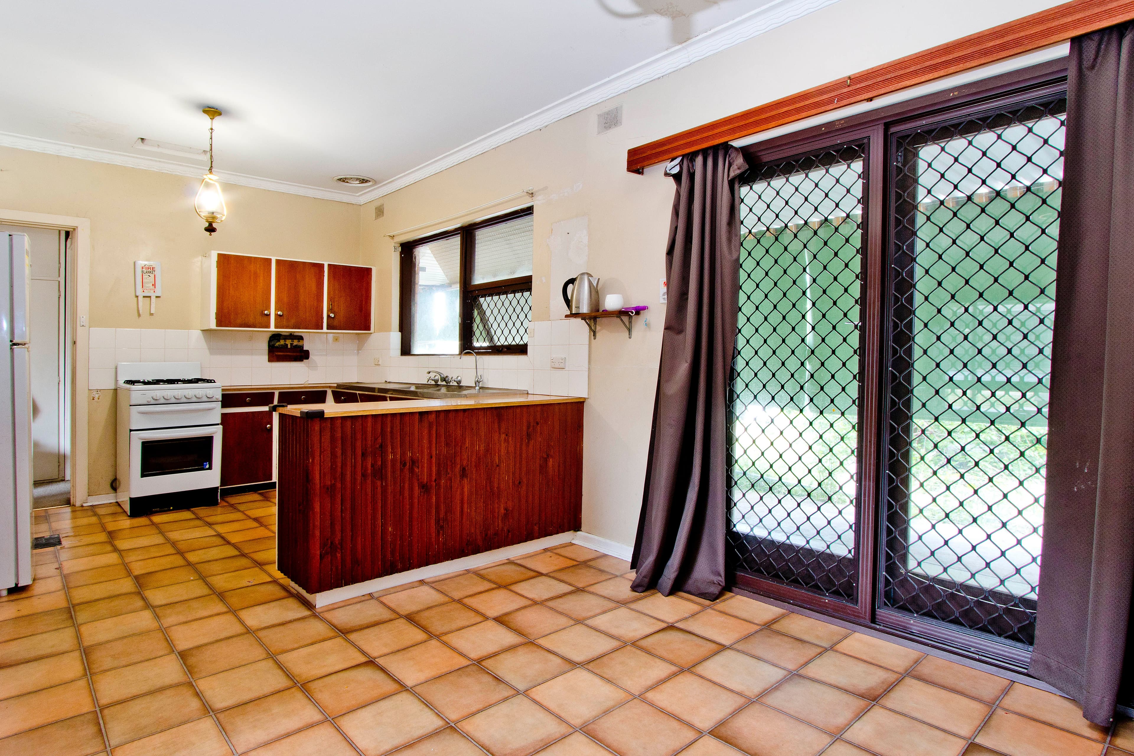 220 St Bernards Road, Hectorville SA 5073, Hectorville - Thumbnail 3