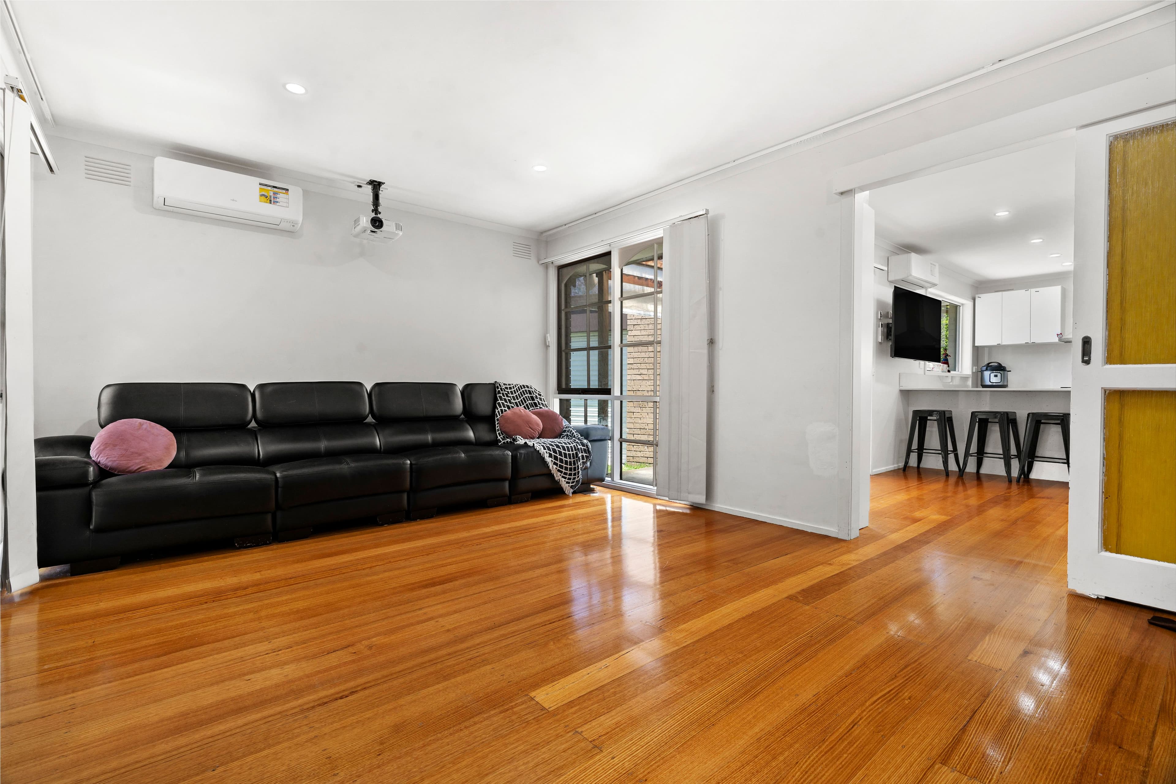 5 Glenn Court, Clayton South VIC 3169, Clayton South - Thumbnail 3