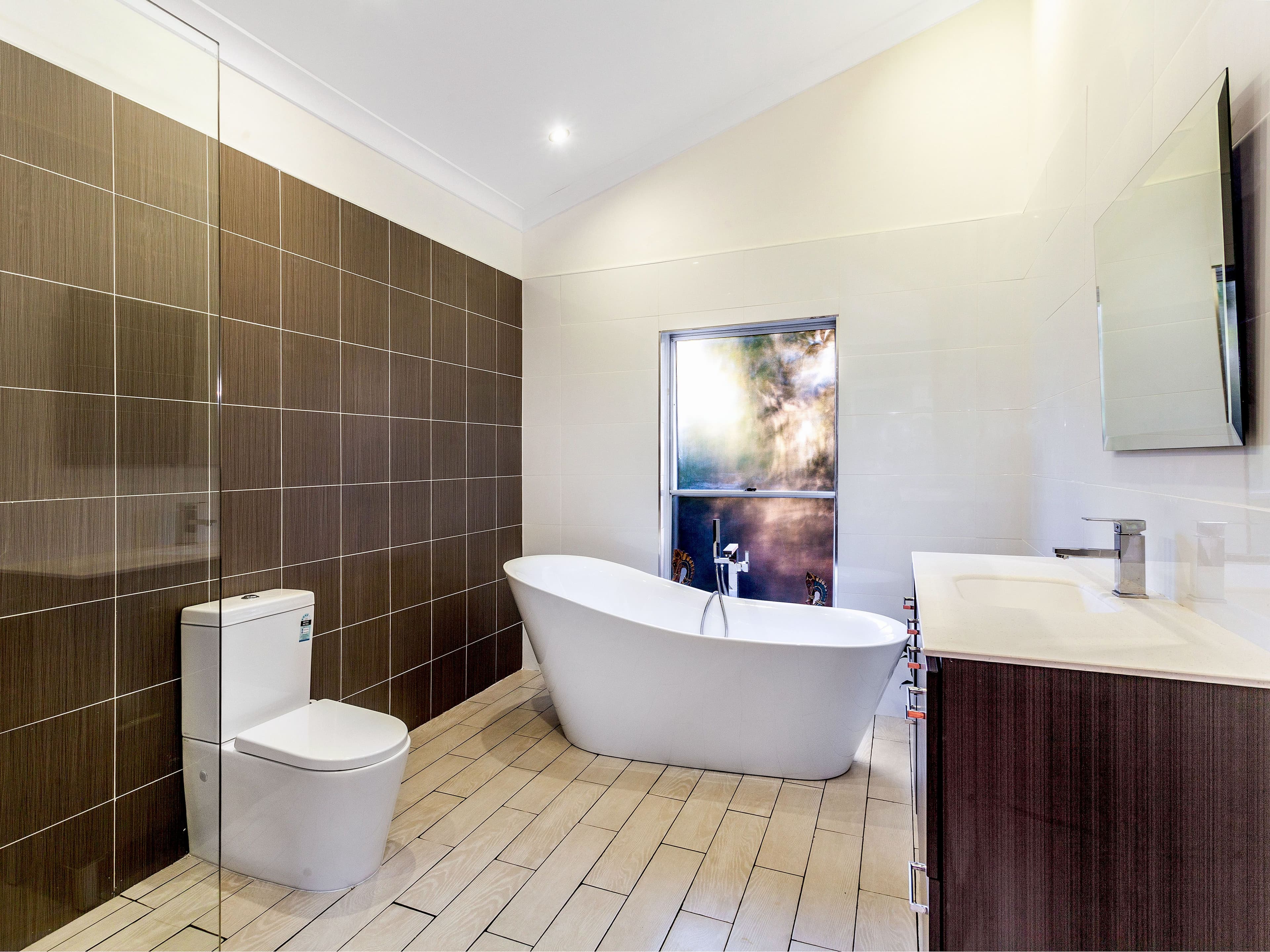 22 Southview Avenue, Stanwell Tops - Thumbnail 5