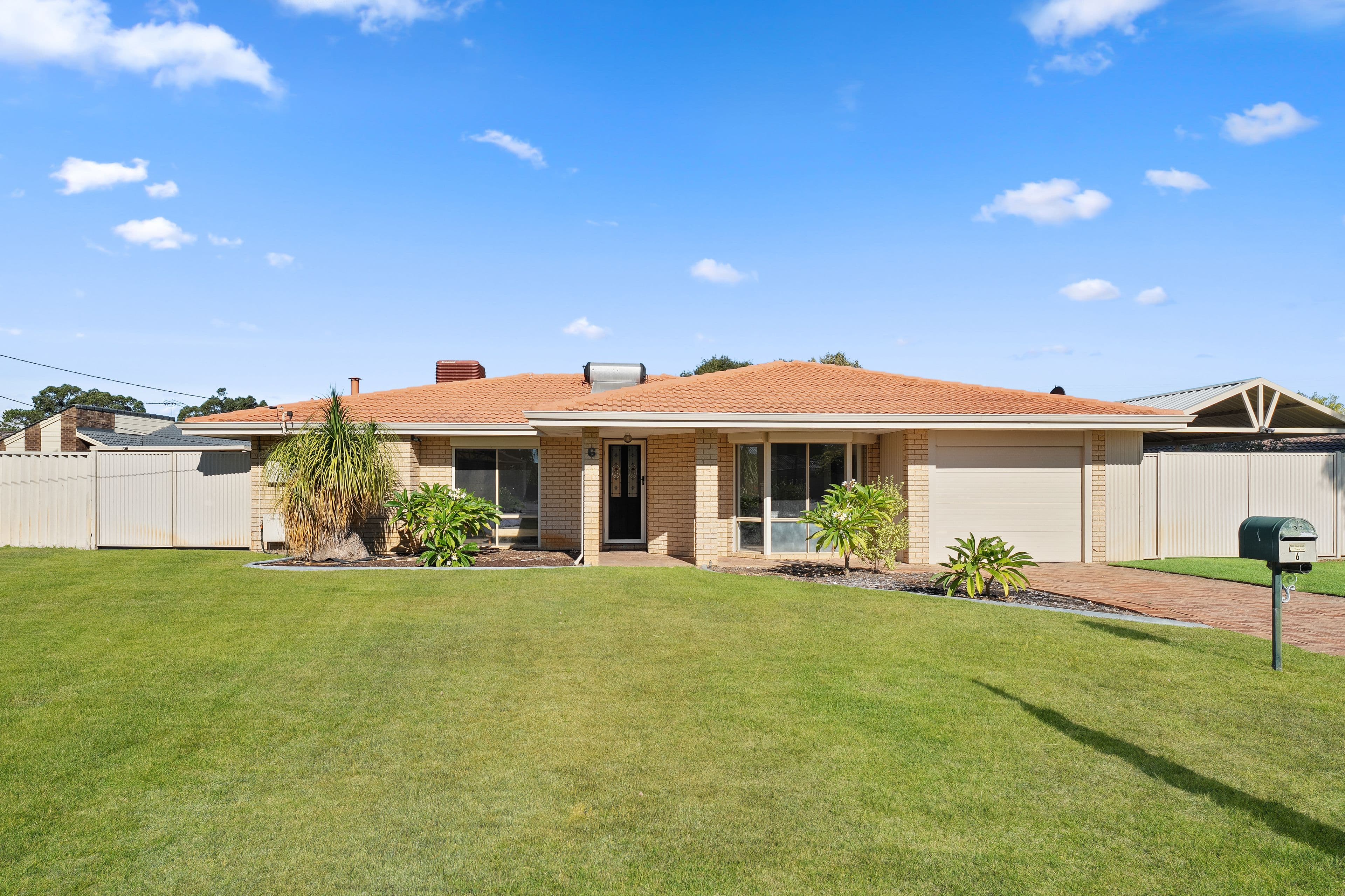 6 Chidley Place, Rockingham WA 6168, Rockingham - Image 1