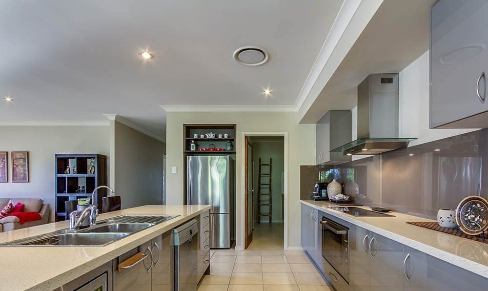 70 Dannenberg Street, CARSELDINE QLD 4034, Carseldine - Thumbnail 5