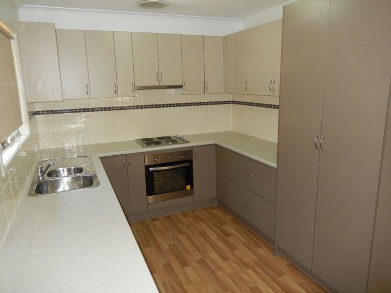 33 Kurrajong Street, FLINDERS VIEW QLD 4305, Flinders View - Thumbnail 4