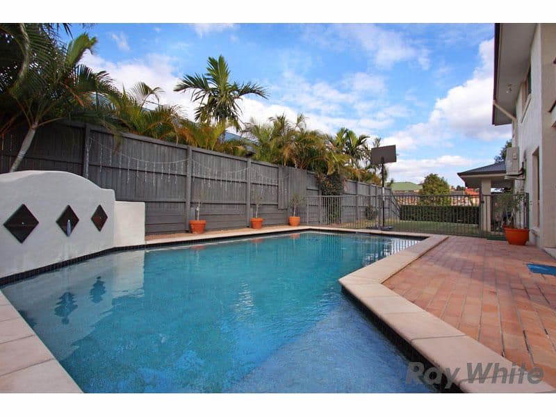 190 Saturn Crescent, BRIDGEMAN DOWNS QLD 4035, Bridgeman Downs - Thumbnail 4