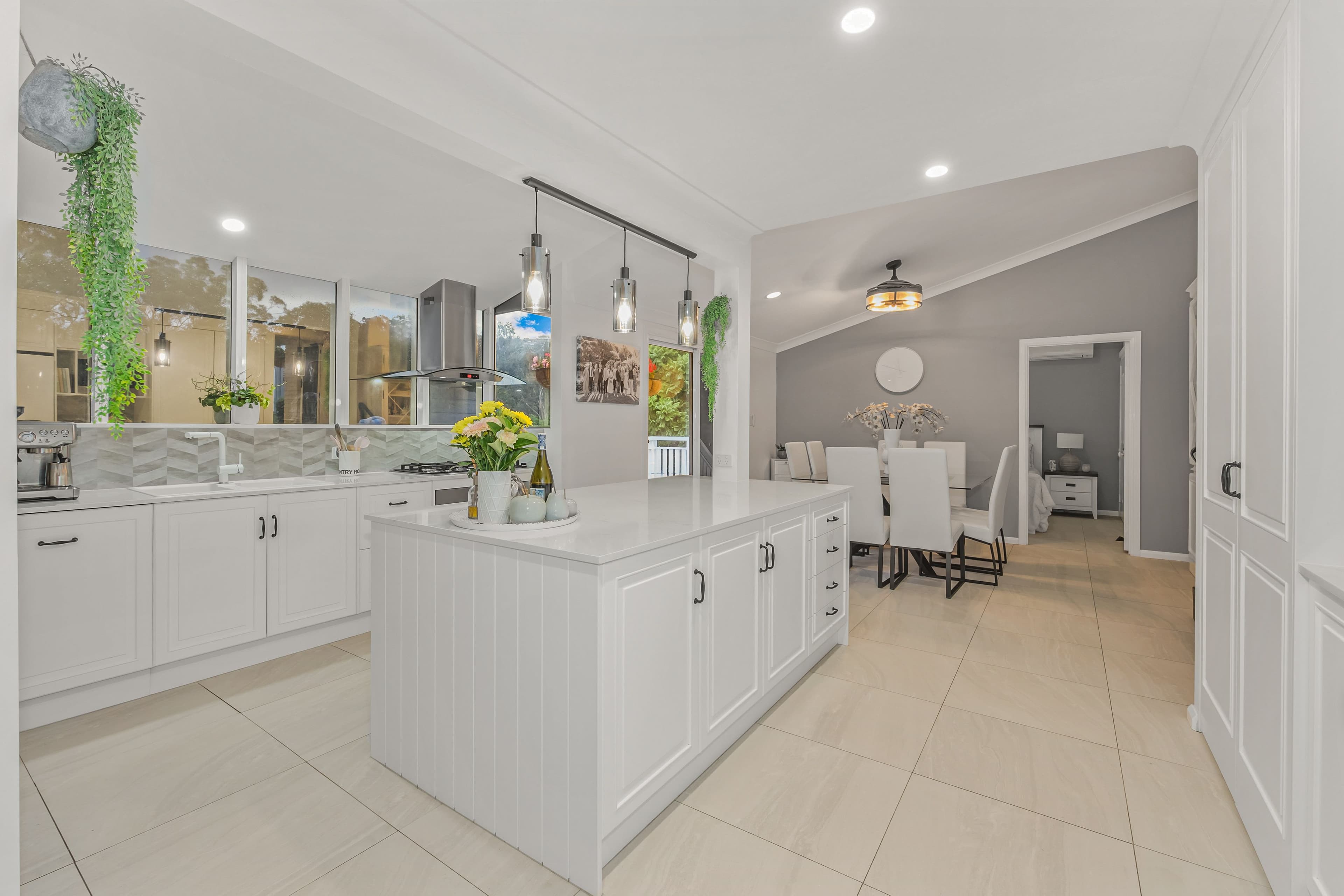23 Trafalgar Street, Highland Park QLD 4211, Highland Park - Thumbnail 5