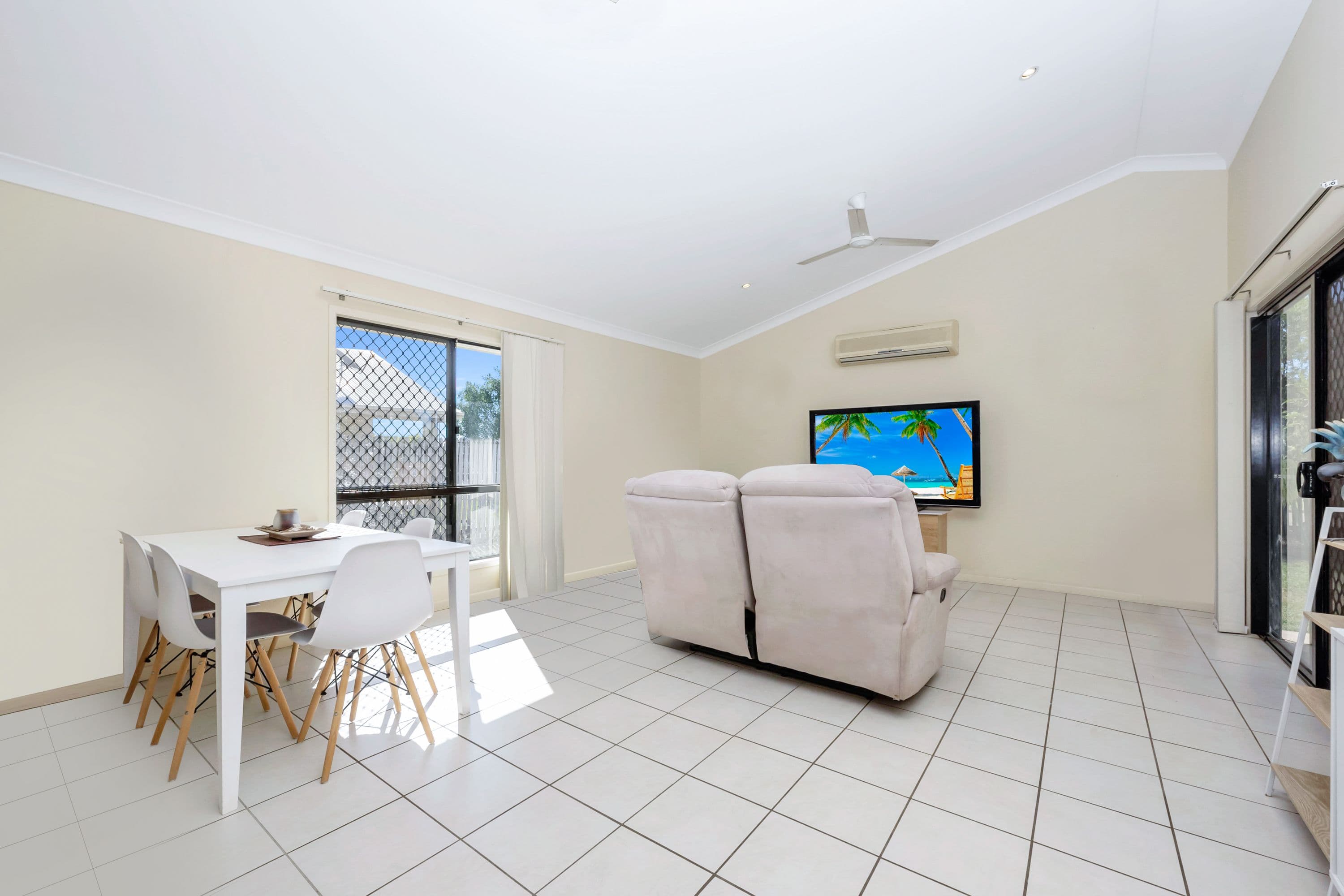 3 Kempton Chase, Burdell QLD 4818, Burdell - Thumbnail 3