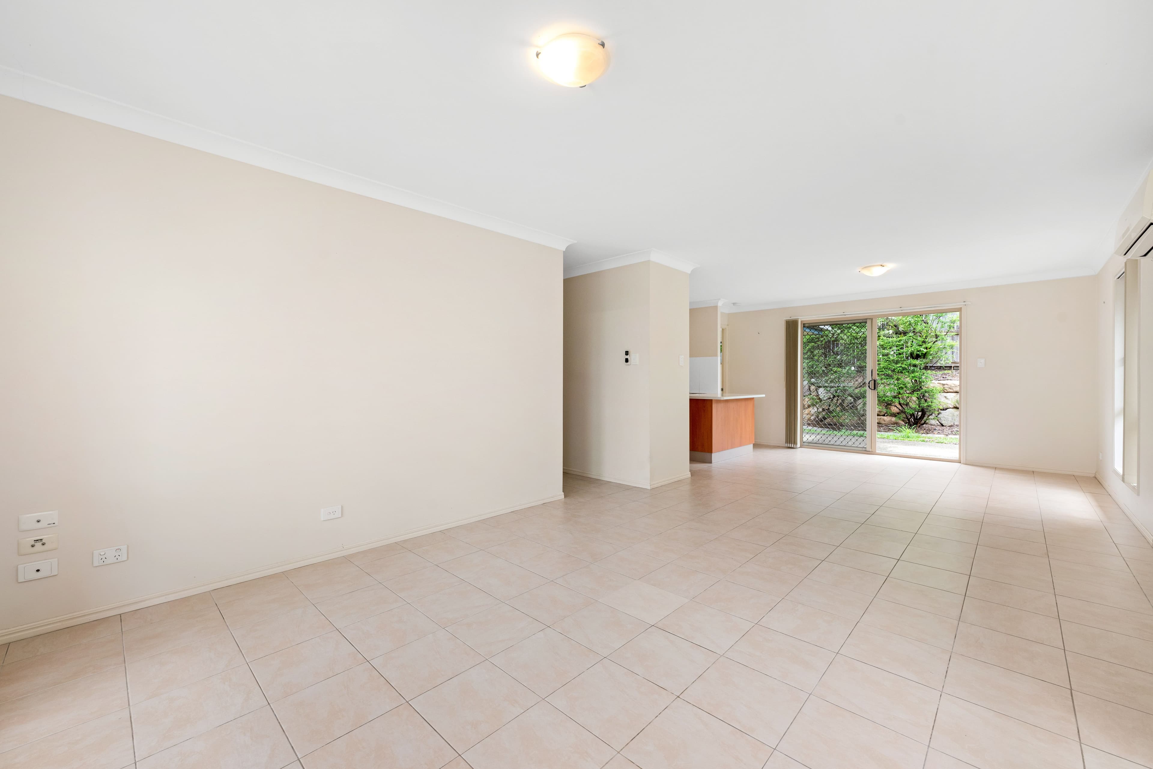 88 Kate Street, Carina QLD 4152, Carina - Thumbnail 2