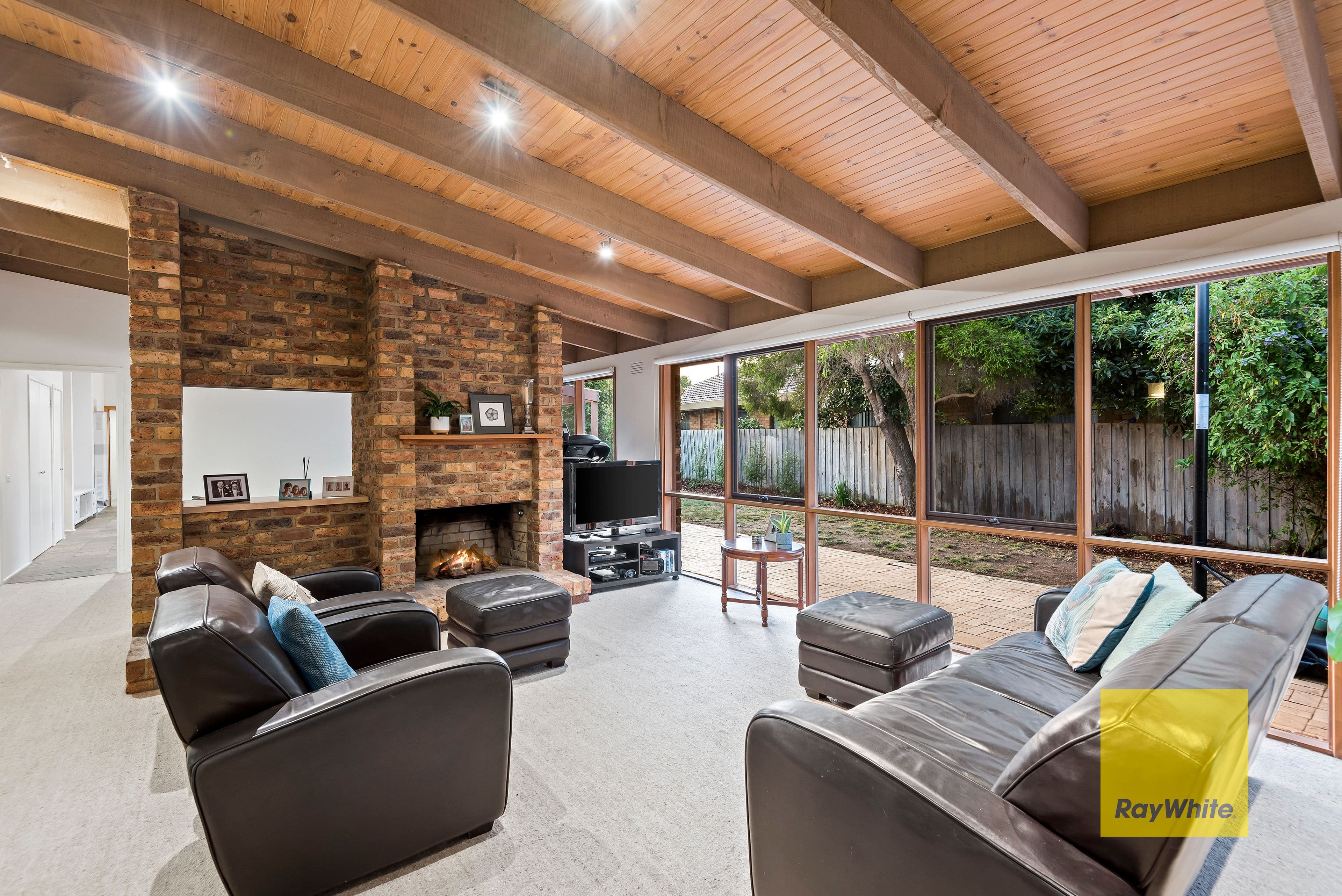 10 Crestmoor Drive, Highton VIC 3216, Highton - Thumbnail 5