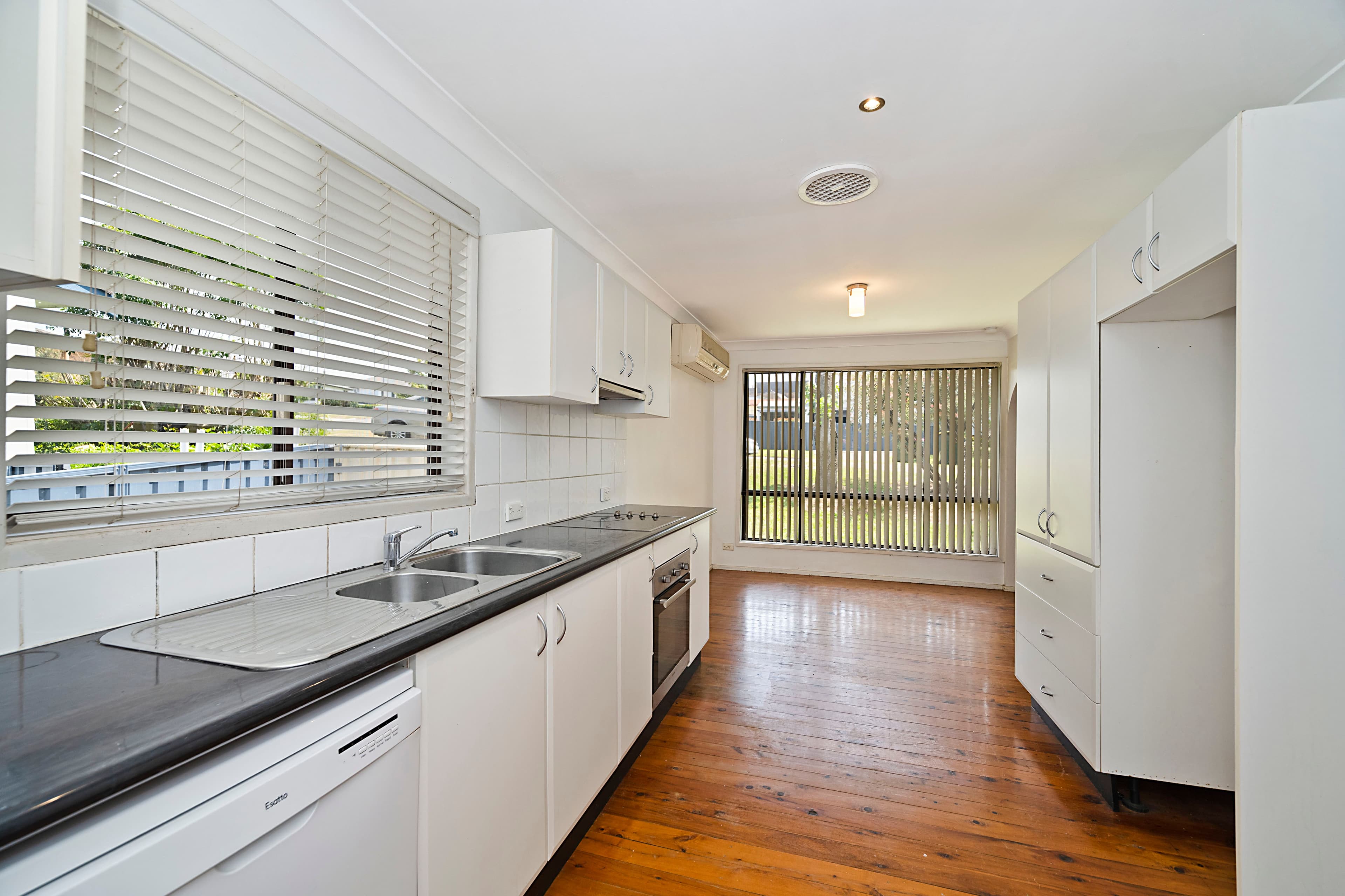 39 Hague Street, Rutherford NSW 2320, Rutherford - Thumbnail 3