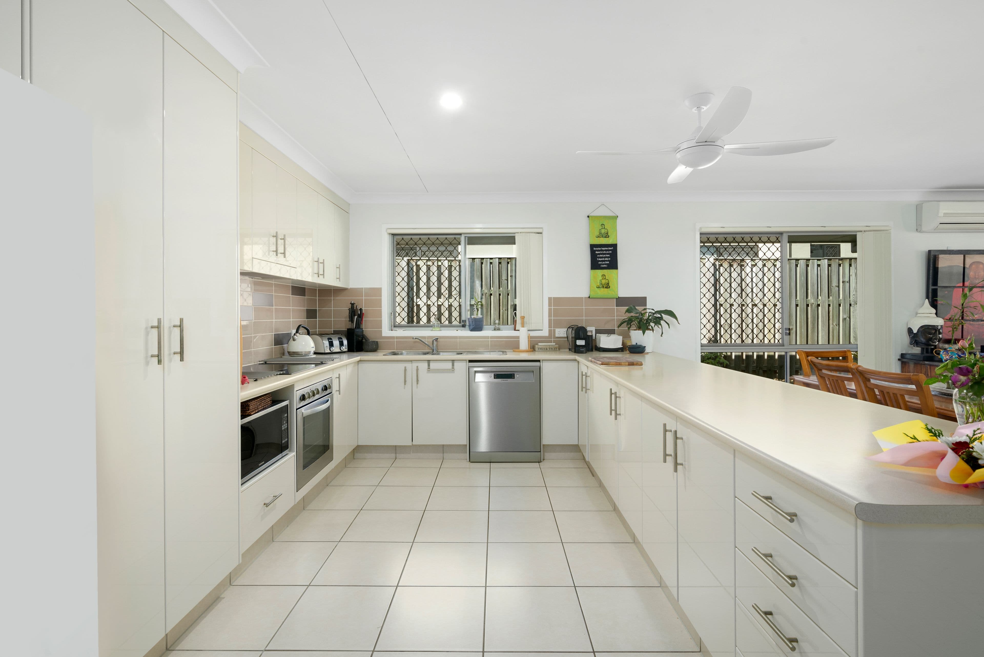 114 Observatory Drive, Reedy Creek QLD 4227, Reedy Creek - Thumbnail 3