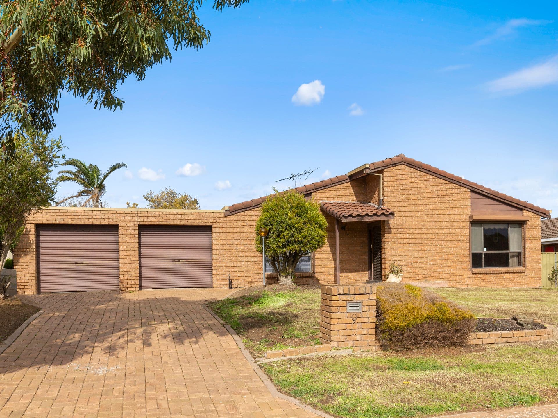 9 Neeangarra Crescent, Hallett Cove SA 5158, Hallett Cove - Image 1