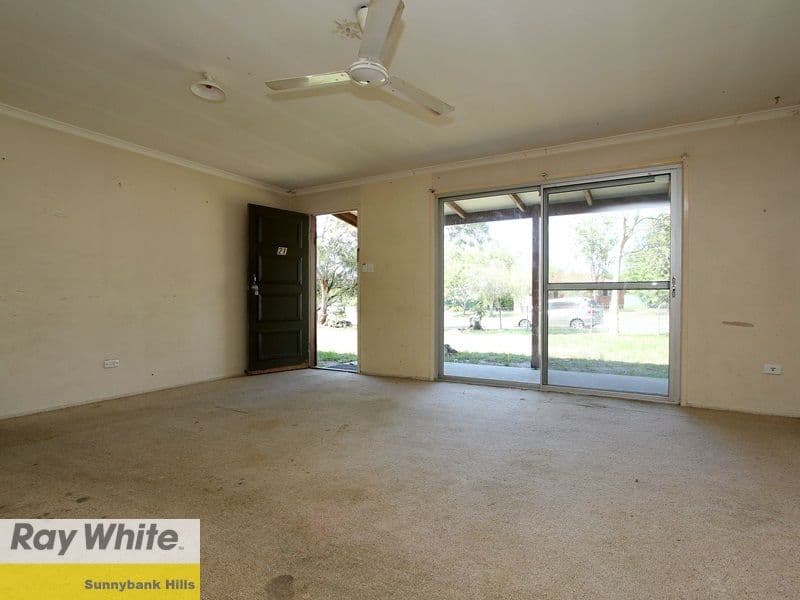 21 Lyngrove Street, KINGSTON QLD 4114, Kingston - Thumbnail 3