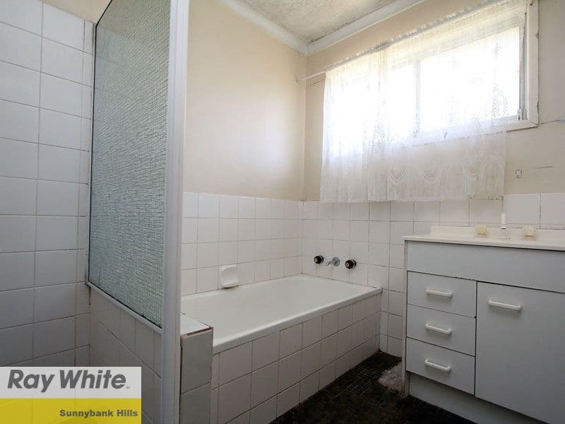 21 Lyngrove Street, KINGSTON QLD 4114, Kingston - Thumbnail 4