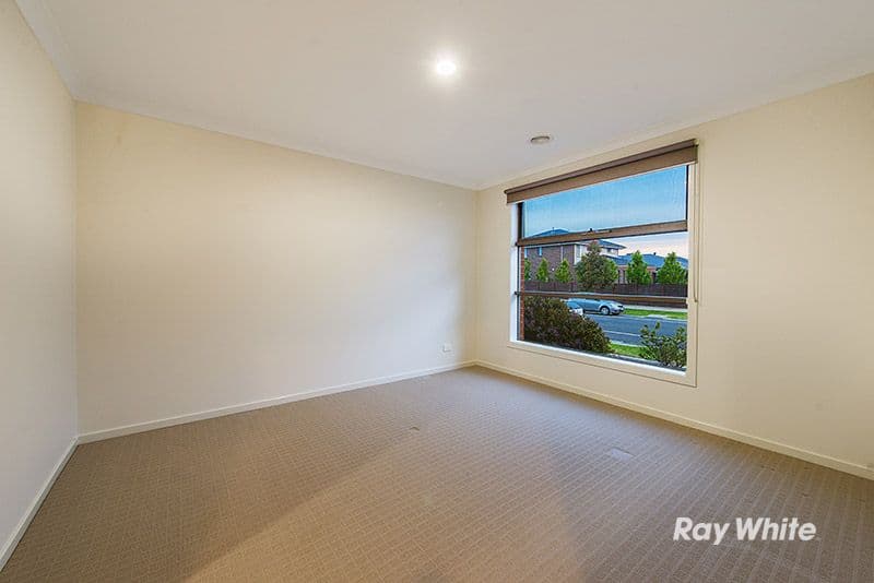 86 Thunderbolt Drive, Cranbourne East VIC 3977, Cranbourne East - Thumbnail 6