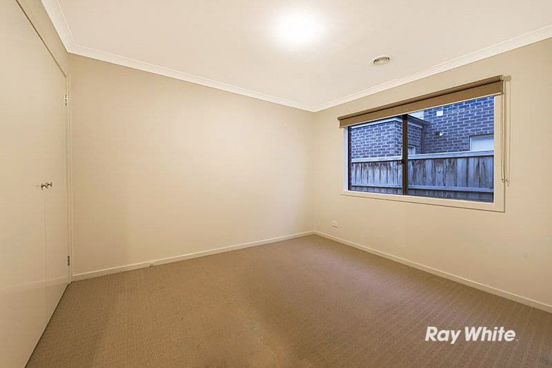 86 Thunderbolt Drive, Cranbourne East VIC 3977, Cranbourne East - Thumbnail 8
