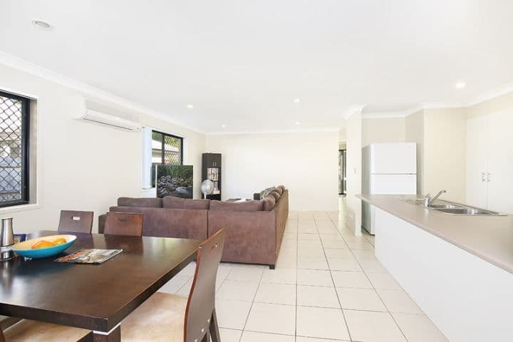 30 Monarch Place, Beerwah QLD 4519, Beerwah - Thumbnail 3