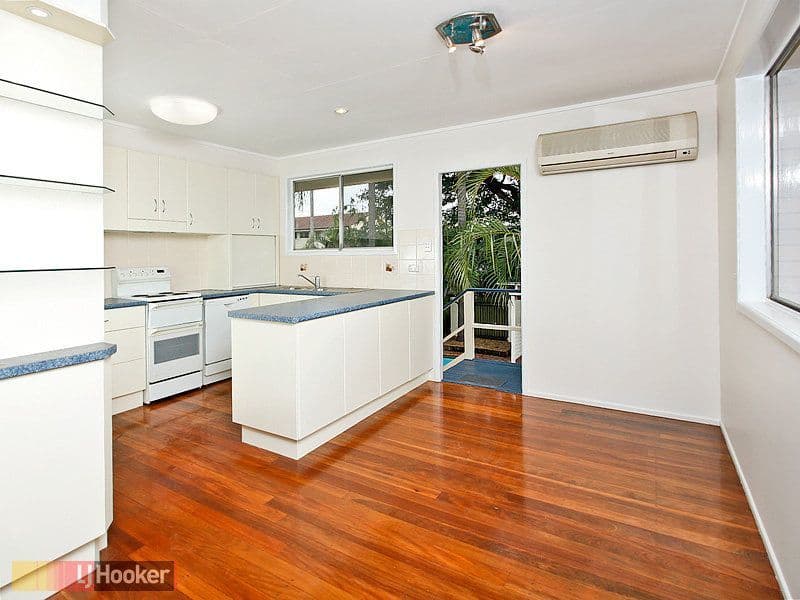 6 Nile Court, Albany Creek QLD 4035, Albany Creek - Thumbnail 2