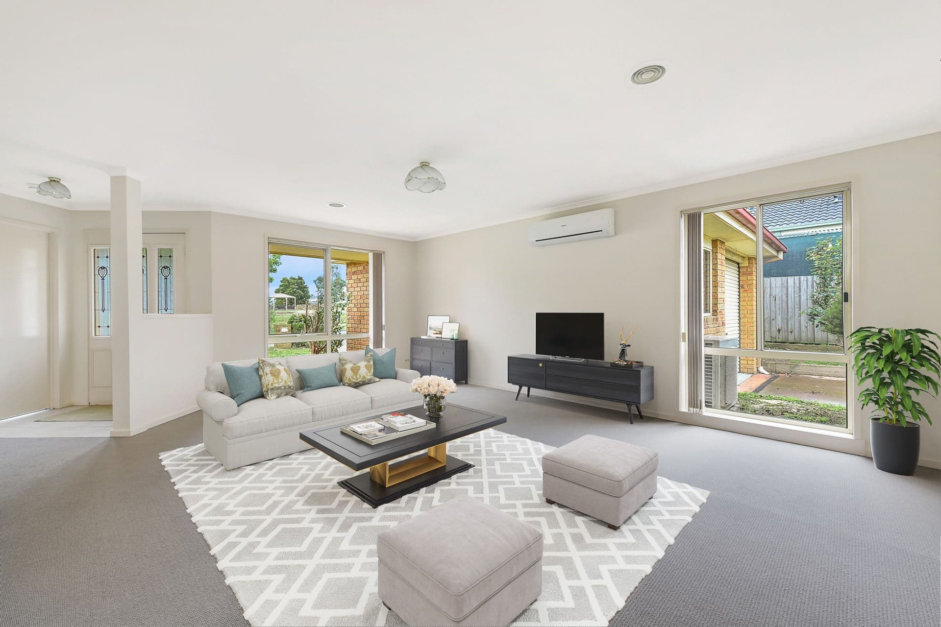 20 Portofino Drive, Cranbourne North VIC 3977, Cranbourne North - Thumbnail 2