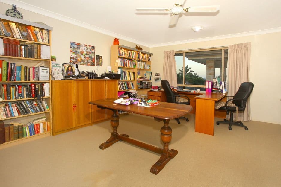 25 Sangster Crescent, Pacific Pines QLD 4211, Pacific Pines - Thumbnail 8