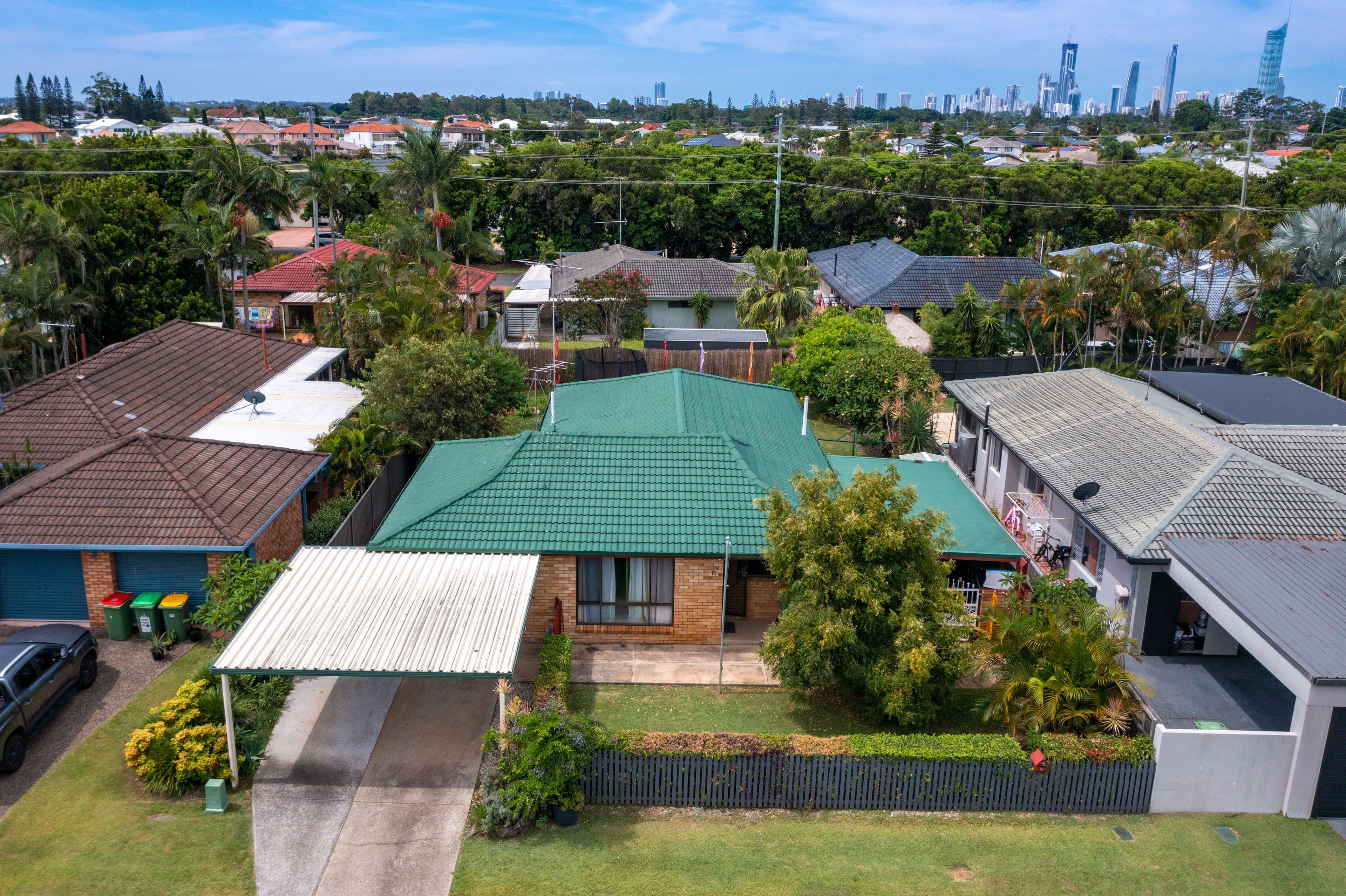 10 Hokitika Street, Broadbeach Waters QLD 4218, Broadbeach Waters - Thumbnail 2
