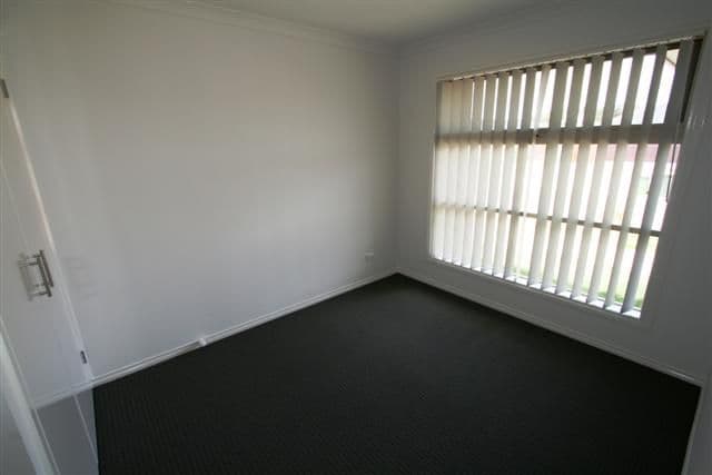 20 Rosella Grove, COWES VIC 3922, Cowes - Thumbnail 4