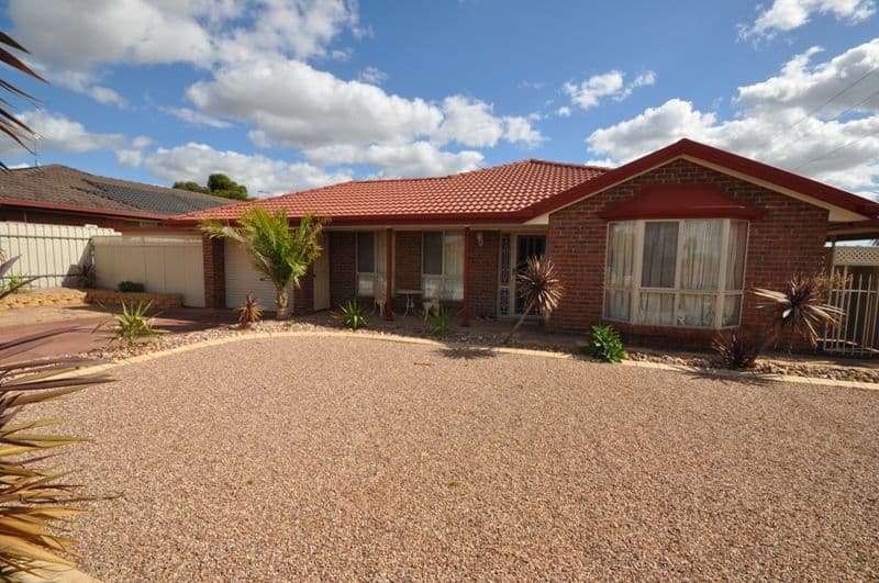 40 Zurich Road, CRAIGMORE SA 5114, Craigmore - Image 1