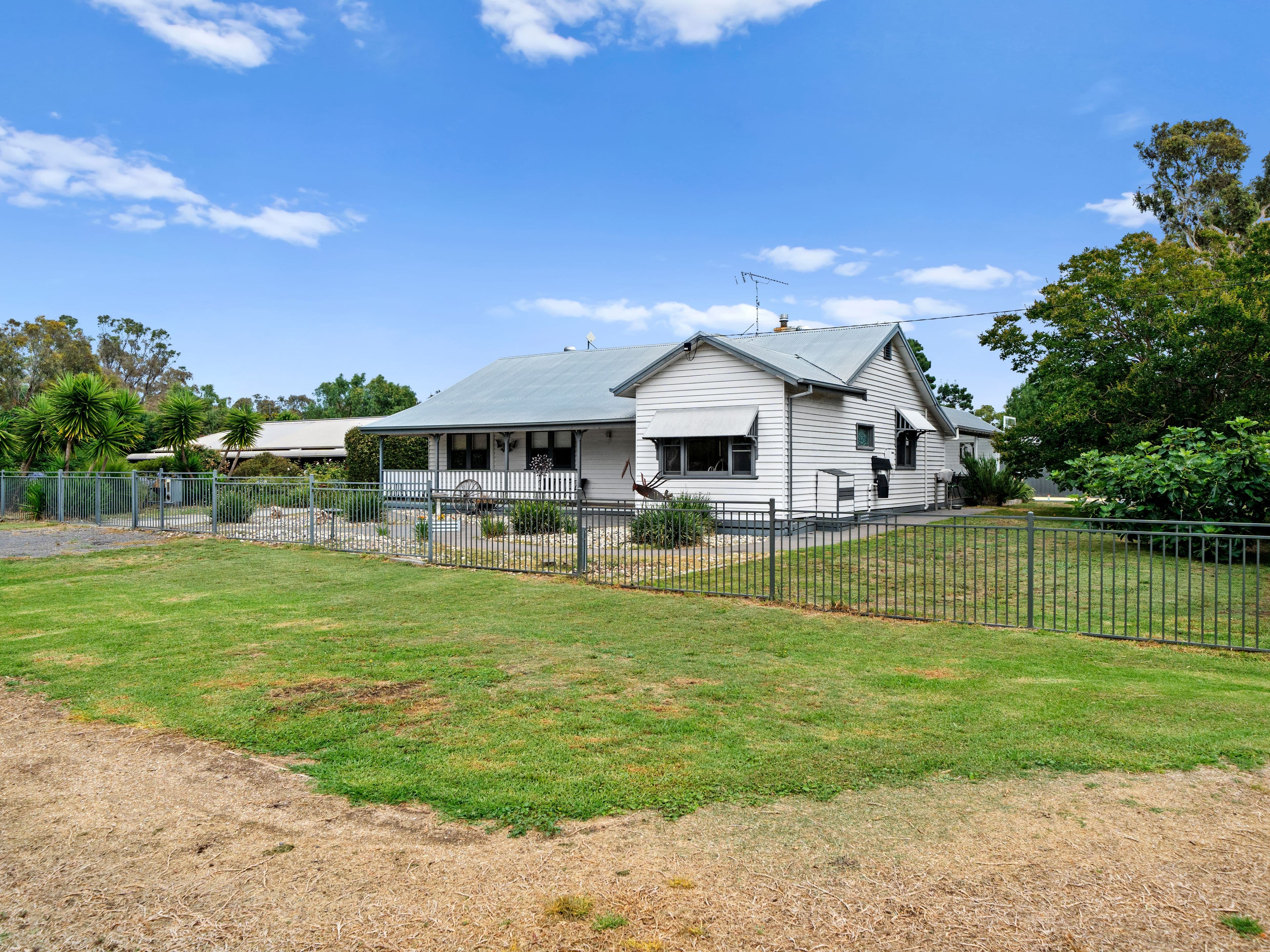 16 Shelton Street, Avenel VIC 3664, Avenel - Image 1