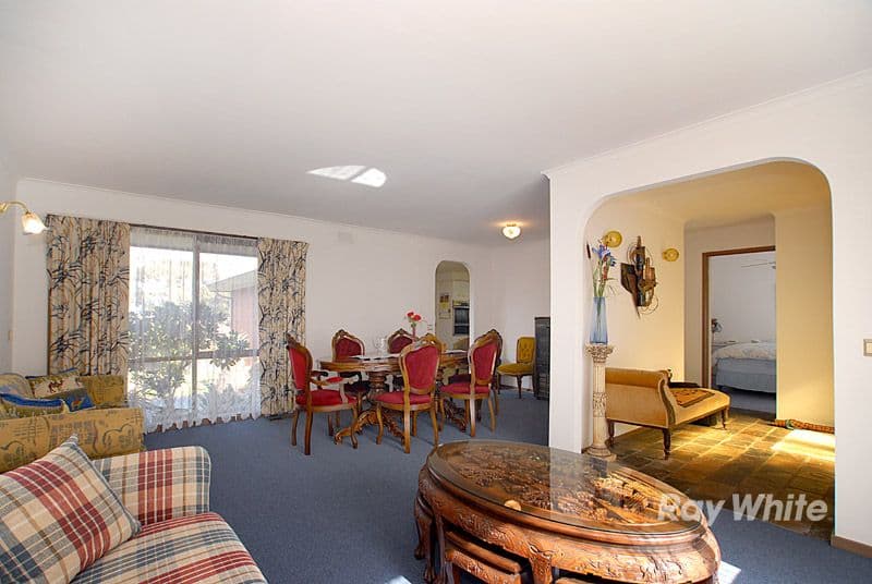 41 Matilda Avenue, WANTIRNA SOUTH VIC 3152, Wantirna South - Thumbnail 2