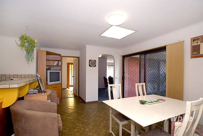 41 Matilda Avenue, WANTIRNA SOUTH VIC 3152, Wantirna South - Thumbnail 6