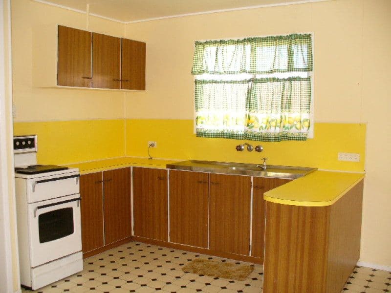 15 Millis Way, Nanango QLD 4615, Nanango - Thumbnail 2