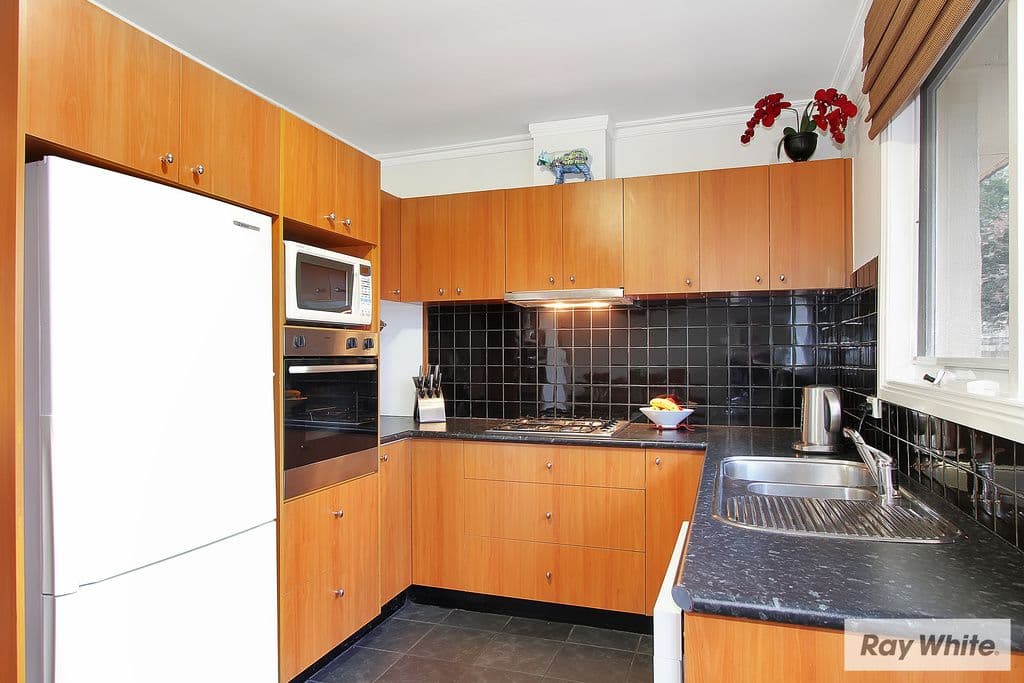 10 LEIGH Road, CROYDON VIC 3136, Croydon - Thumbnail 5