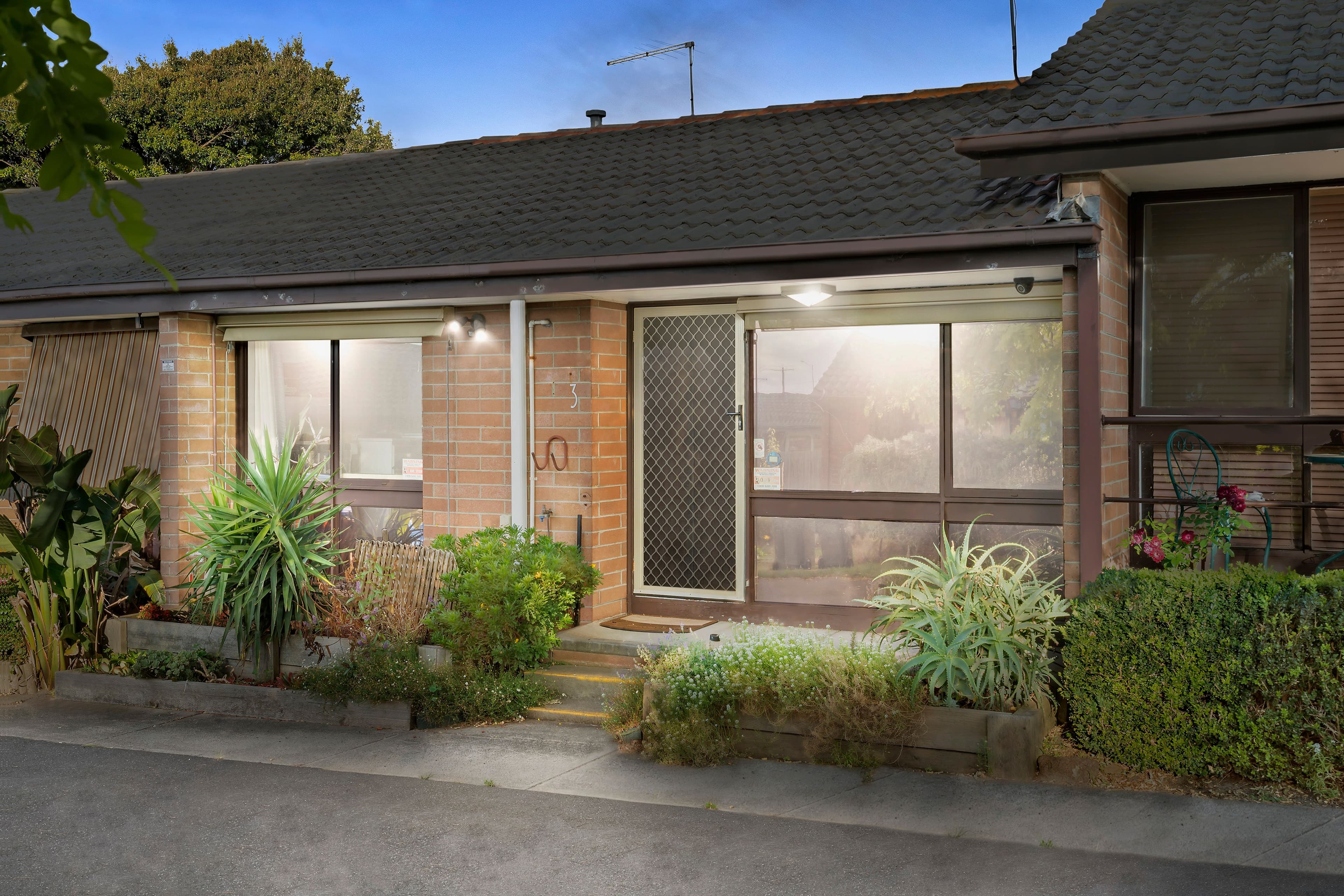 23 Cranbourne Road, Frankston VIC 3199, Frankston - Image 1