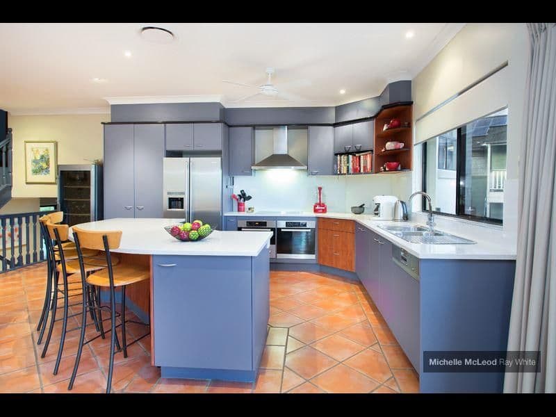 14 Regency Place, KENMORE HILLS QLD 4069, Kenmore Hills - Thumbnail 3