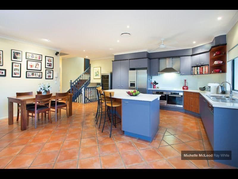 14 Regency Place, KENMORE HILLS QLD 4069, Kenmore Hills - Thumbnail 6