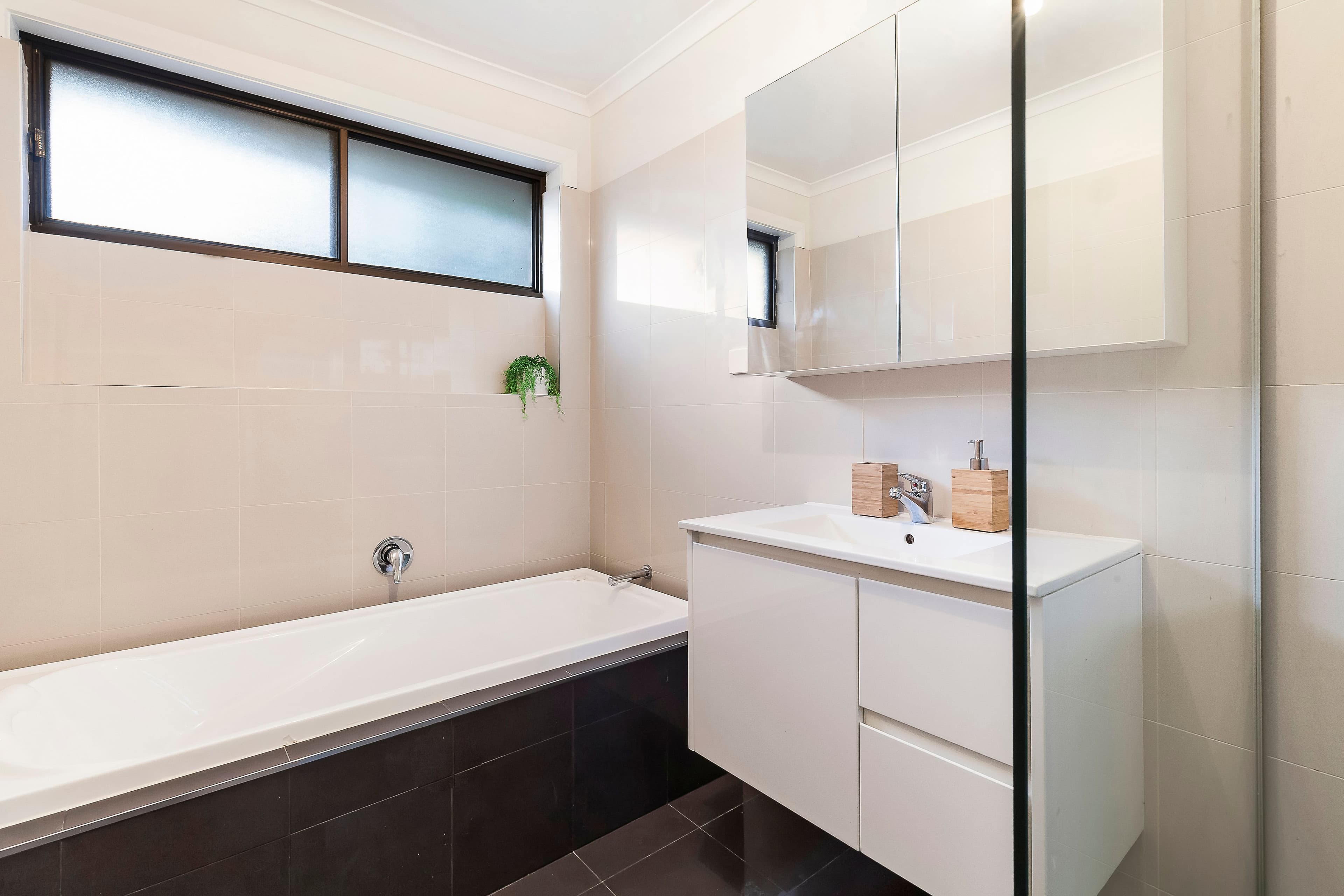 51 Livingstone Street, Ivanhoe VIC 3079, Ivanhoe - Thumbnail 5