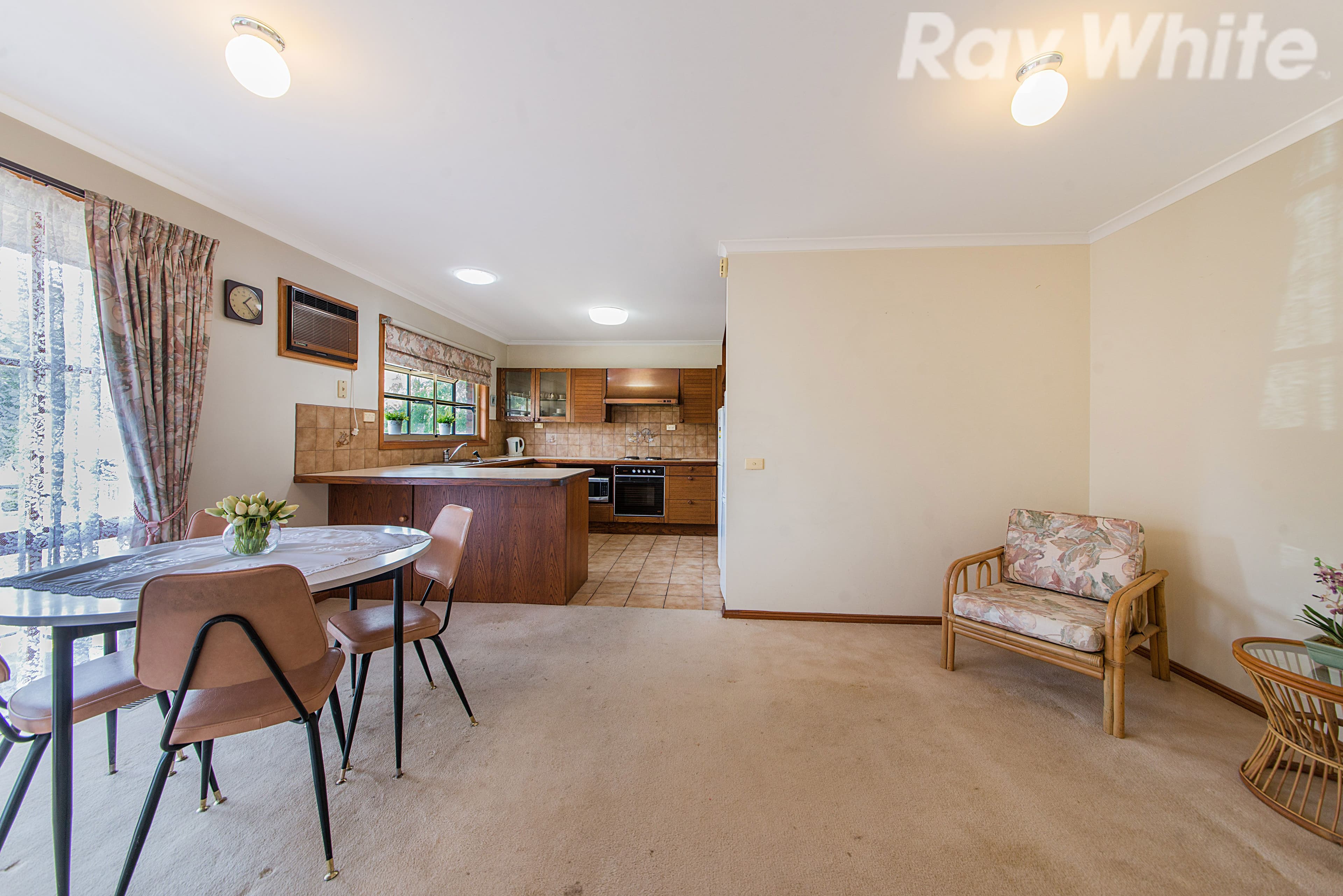 2 Surrey Street, Ringwood VIC 3134, Ringwood - Thumbnail 2
