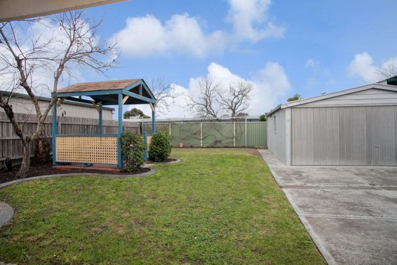 13 Evans Street, LALOR VIC 3075, Lalor - Thumbnail 6