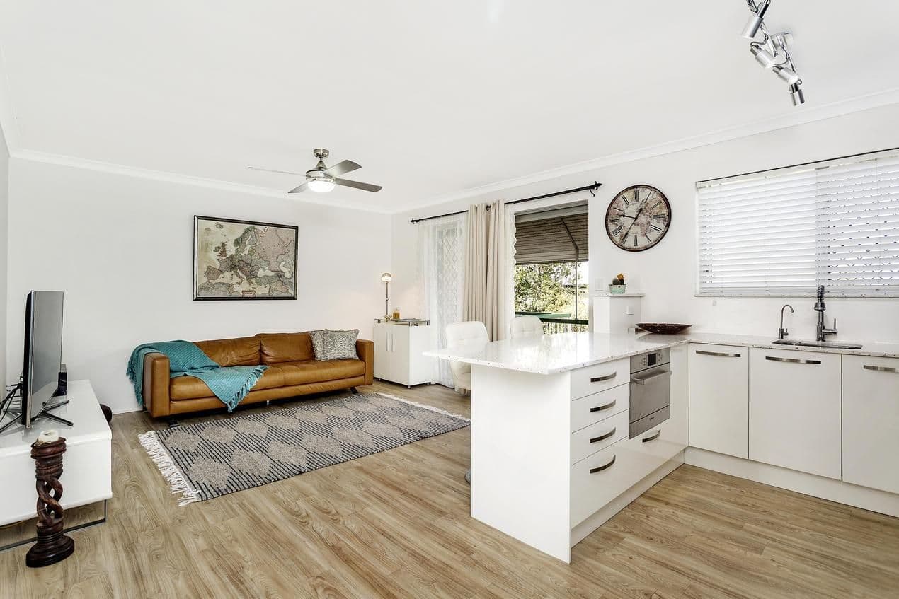19 Leigh Street, Coorparoo QLD 4151, Coorparoo - Thumbnail 4