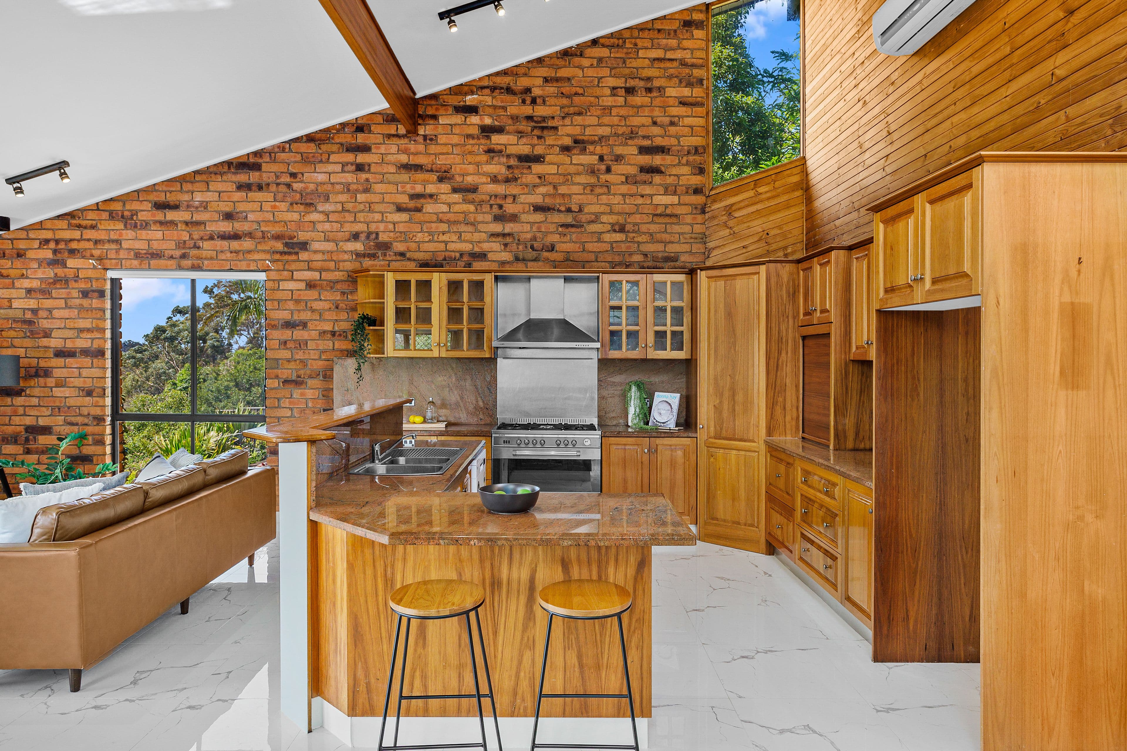 2 Barrier Place, Illawong NSW 2234, Illawong - Thumbnail 5