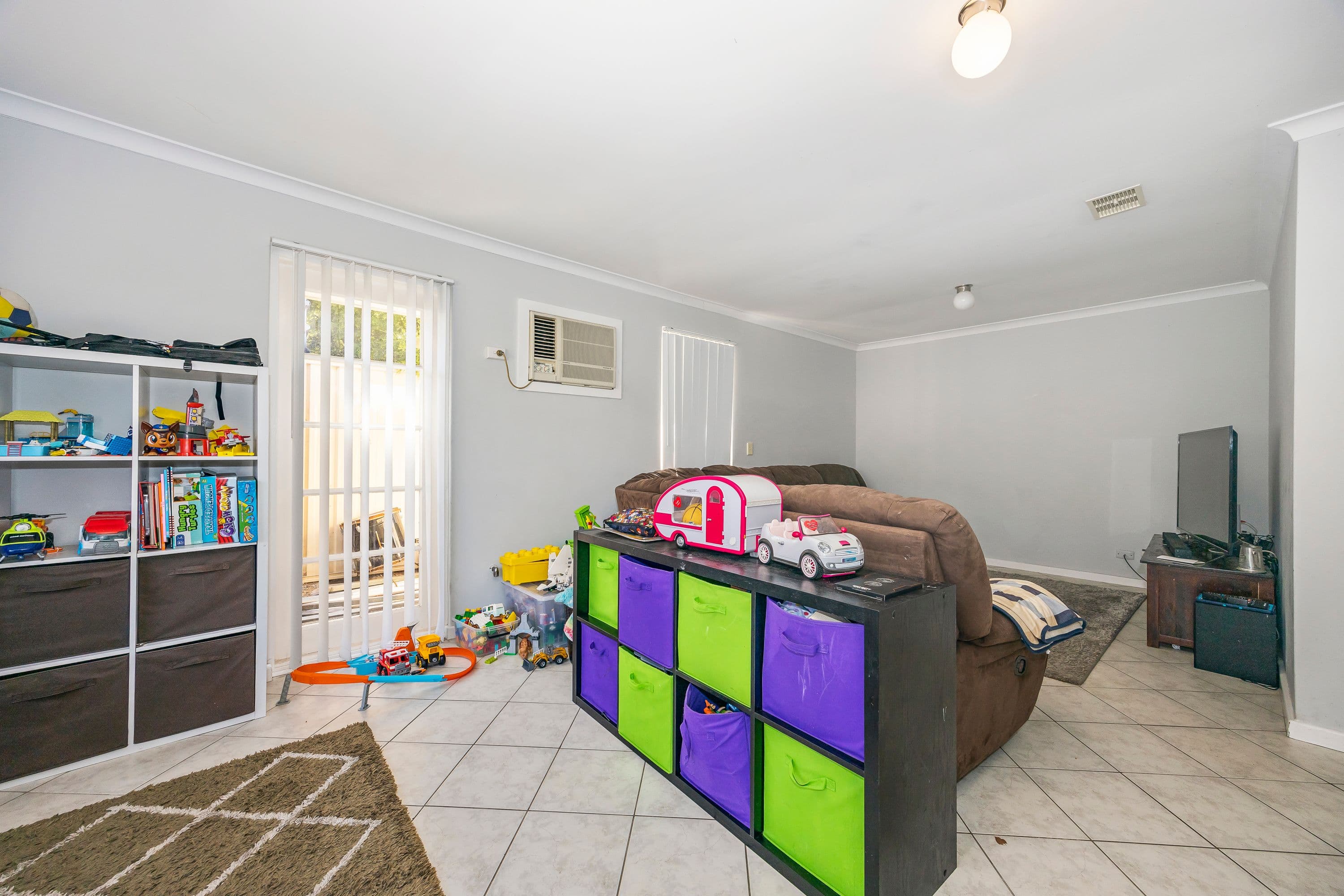 19 Seaspray Crescent, Ballajura WA 6066, Ballajura - Thumbnail 3