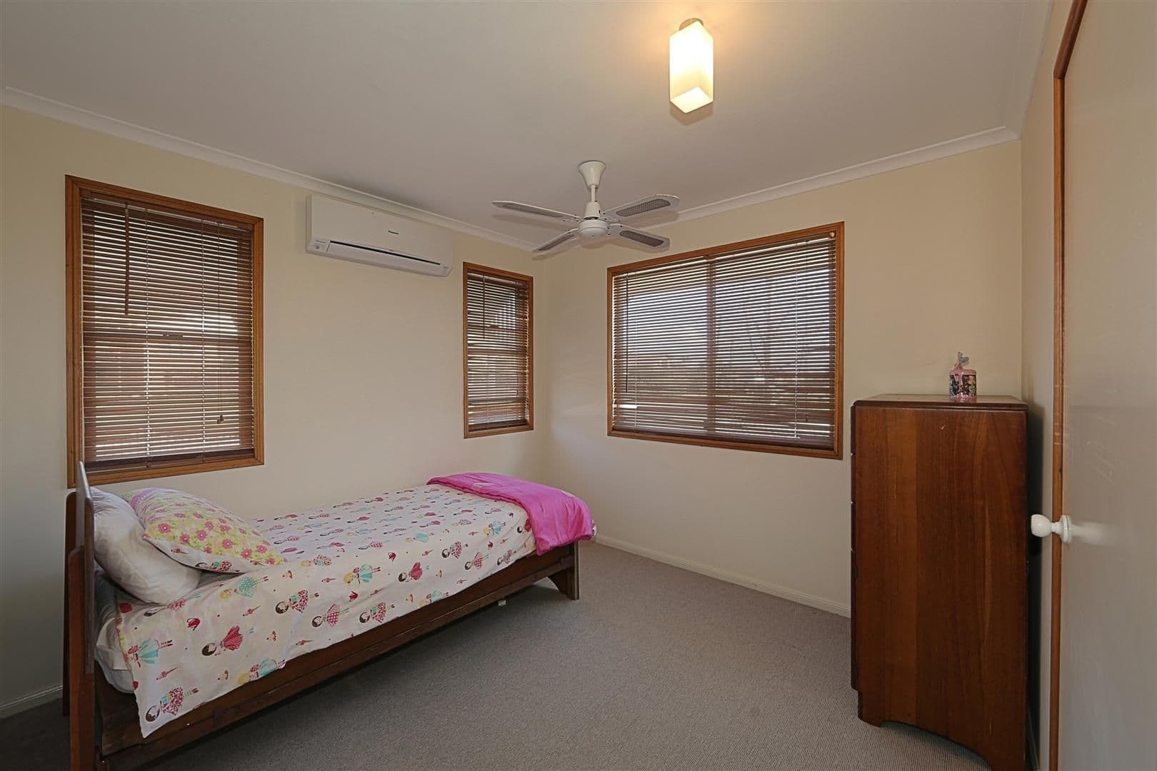 23 Rehbein Avenue, QUNABA QLD 4670, Qunaba - Thumbnail 8