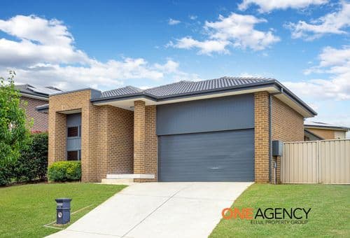 79 Heritage Heights Circuit, St Helens Park, St Helens Park - Image 1