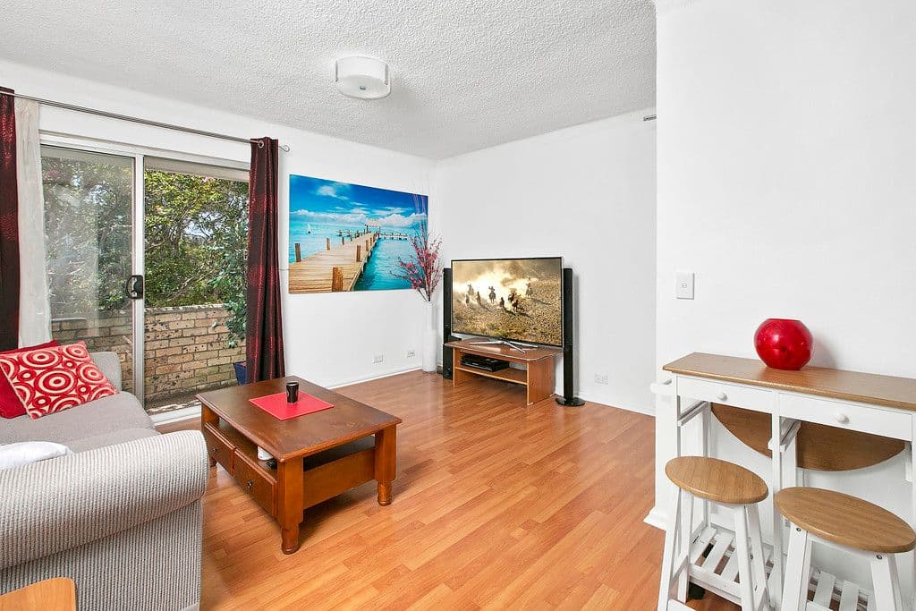 33 Westminster Avenue, Dee Why NSW 2099, Dee Why - Thumbnail 2