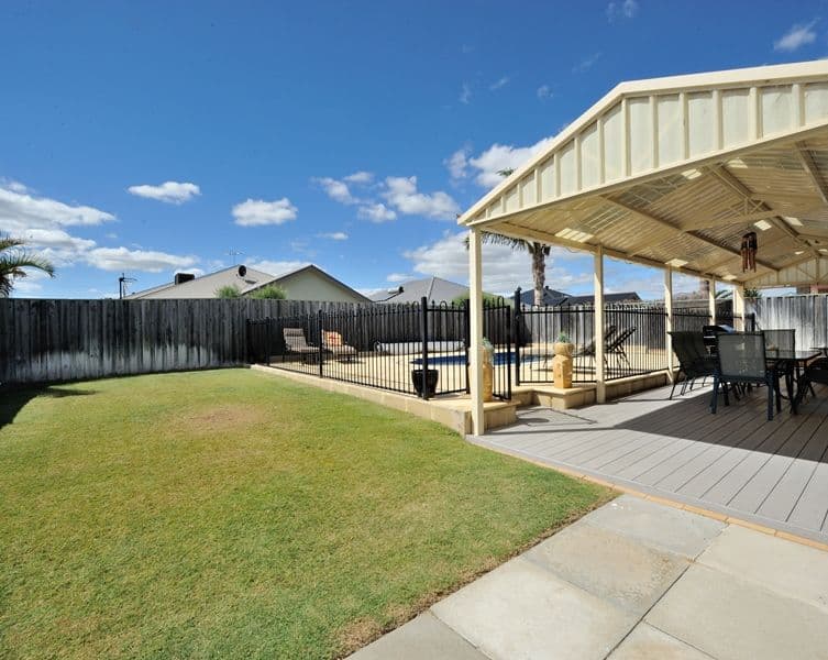 8 Norris Avenue, ROCKINGHAM WA 6168, Rockingham - Thumbnail 2