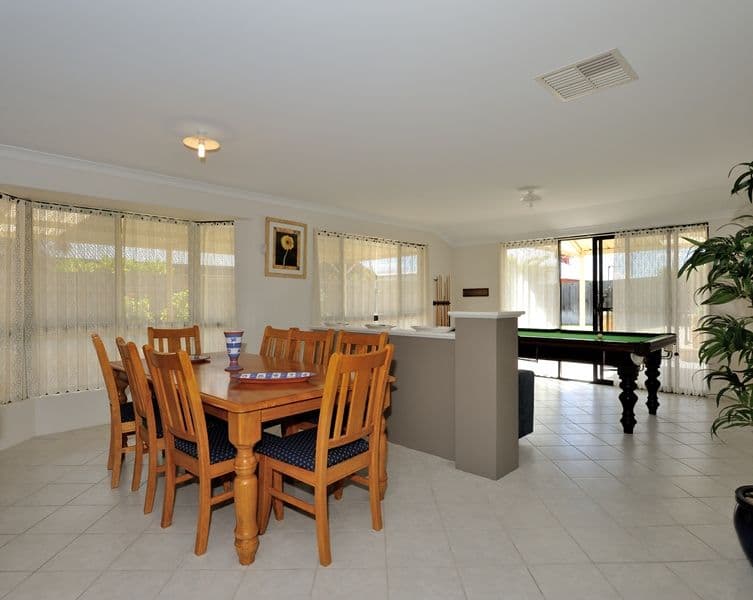 8 Norris Avenue, ROCKINGHAM WA 6168, Rockingham - Thumbnail 3