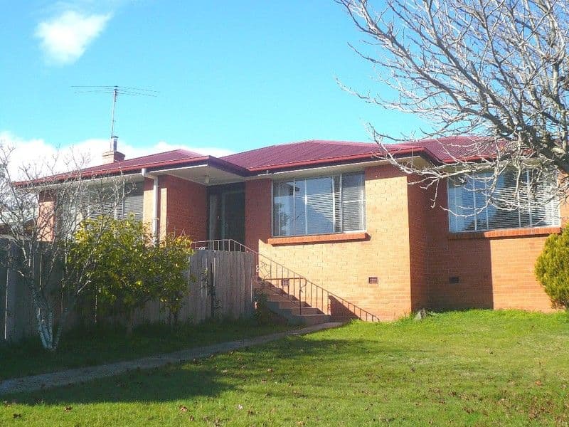 1 Van Diemen Avenue, SUMMERHILL TAS 7250, Summerhill - Thumbnail 2