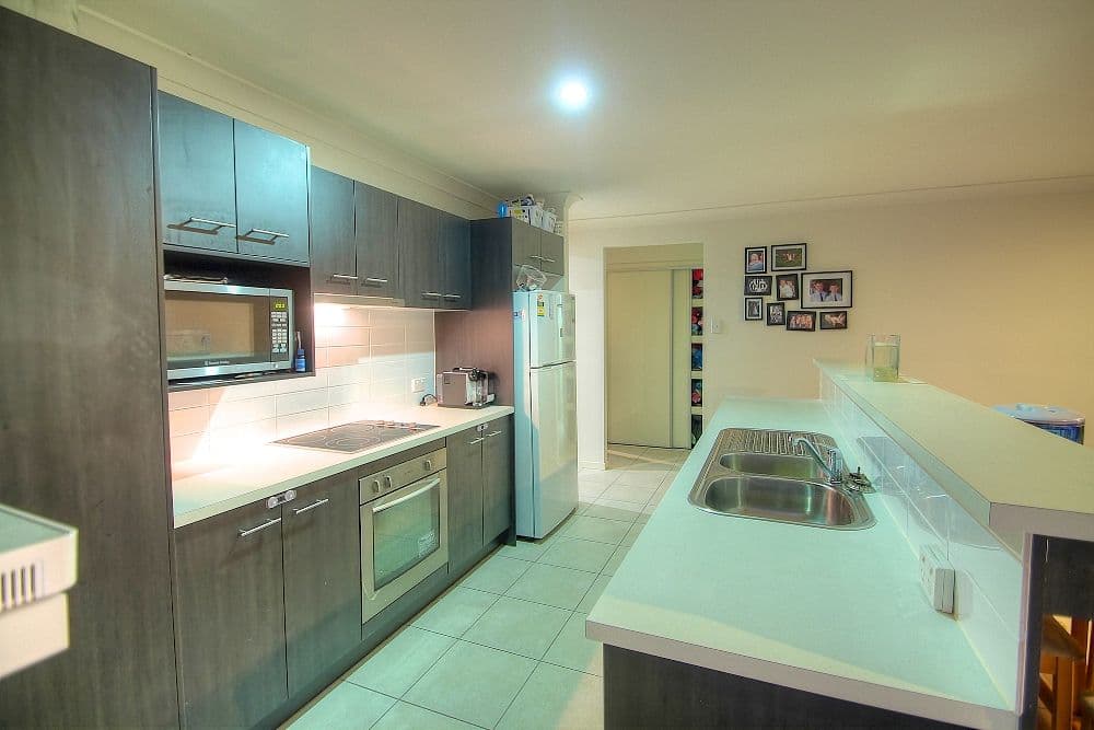 12 Tea Tree Place, Raceview QLD 4305, Raceview - Thumbnail 3