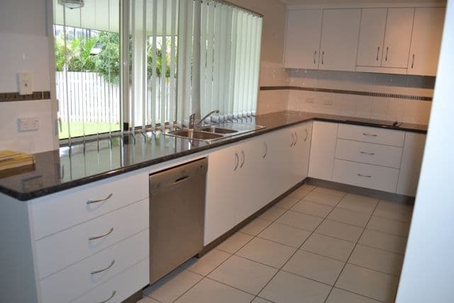 117 Pacific Heights Road, PACIFIC HEIGHTS QLD 4703, Pacific Heights - Thumbnail 5