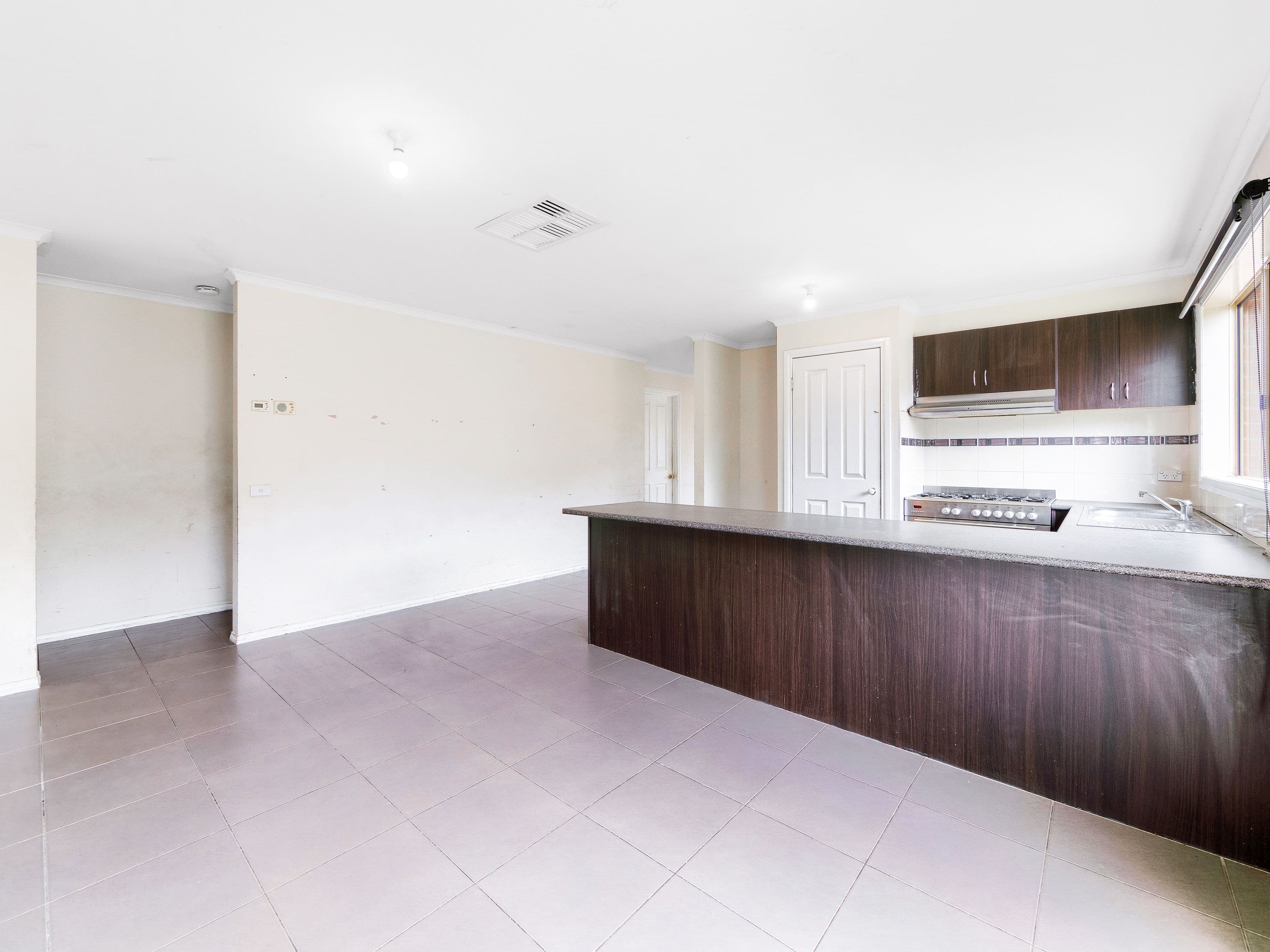 12 Bellbrae Crescent, Cranbourne West VIC 3977, Cranbourne West - Thumbnail 6