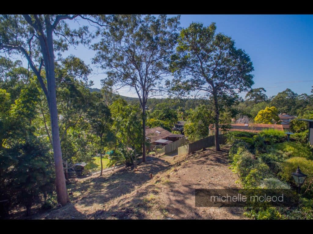 31 Morningview Street, Chapel Hill QLD 4069, Chapel Hill - Thumbnail 2