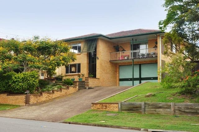 38  Rabaul Street, MOOROOKA QLD 4105, Moorooka - Thumbnail 2
